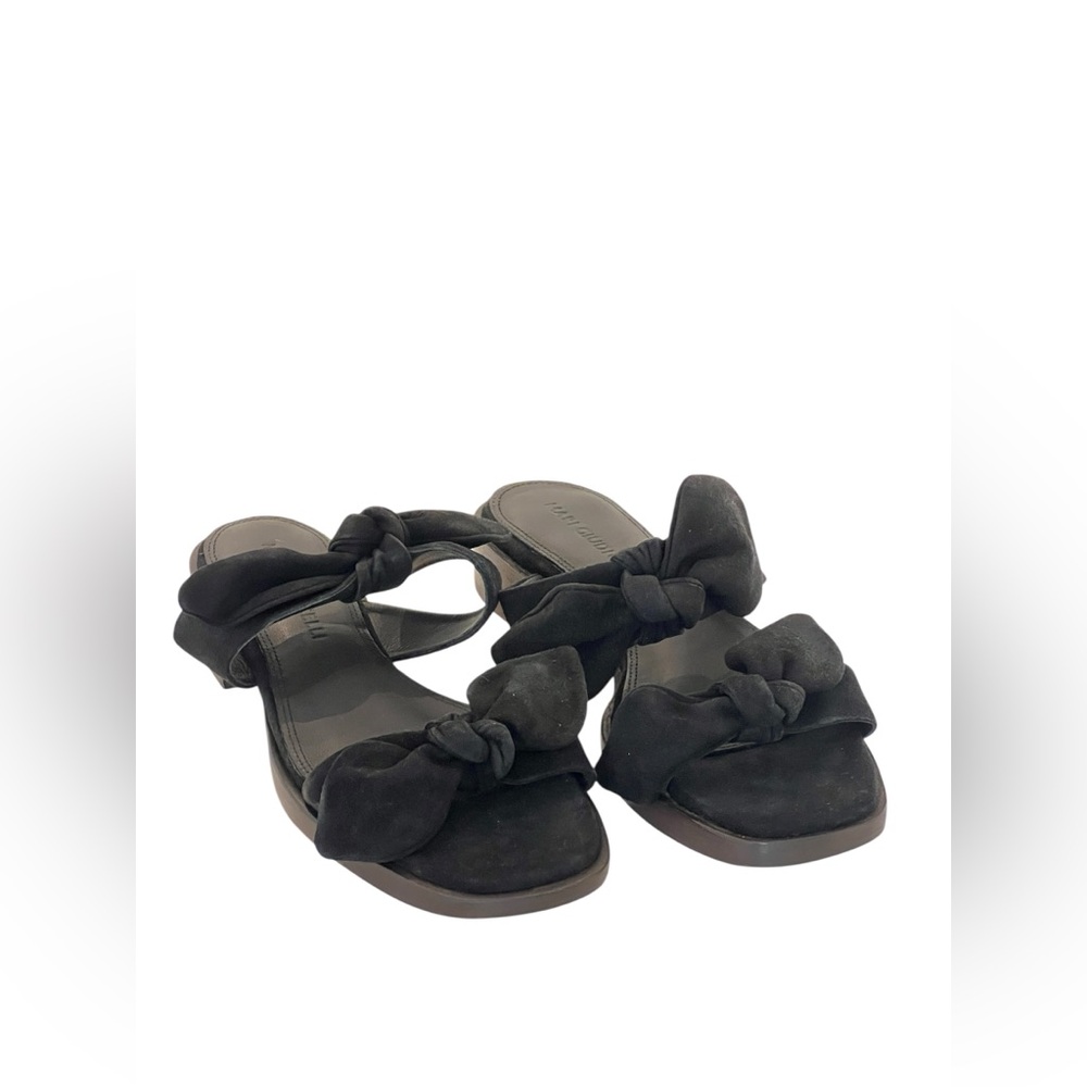 Mari Giudicelli Bow Betis Sandals